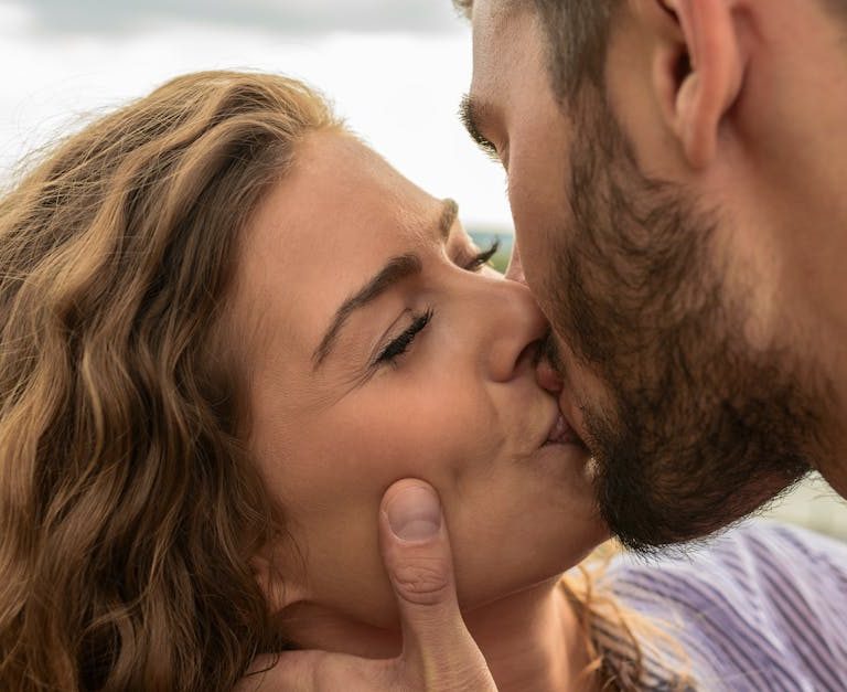 Les secrets d’un baiser réussi : le guide ultime Les secrets d’un baiser réussi : le guide ultime