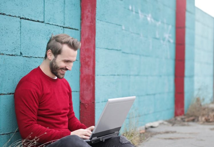 Guide pratique pour naviguer sur un site de rencontre en ligne