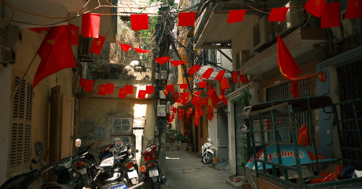 découvrez les signaux d'alarme dans les relations et la vie quotidienne. apprenez à identifier les 'red flags' pour mieux protéger votre bien-être émotionnel et éviter les situations néfastes.