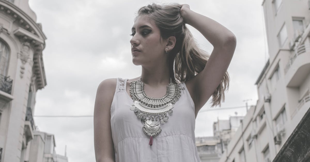 découvrez 'too nice', une expérience captivante qui allie style, élégance et confort. plongez dans un univers où chaque détail est pensé pour vous séduire, avec des créations uniques qui reflètent votre personnalité. ne manquez pas cette occasion de rendre votre quotidien un peu plus spécial !