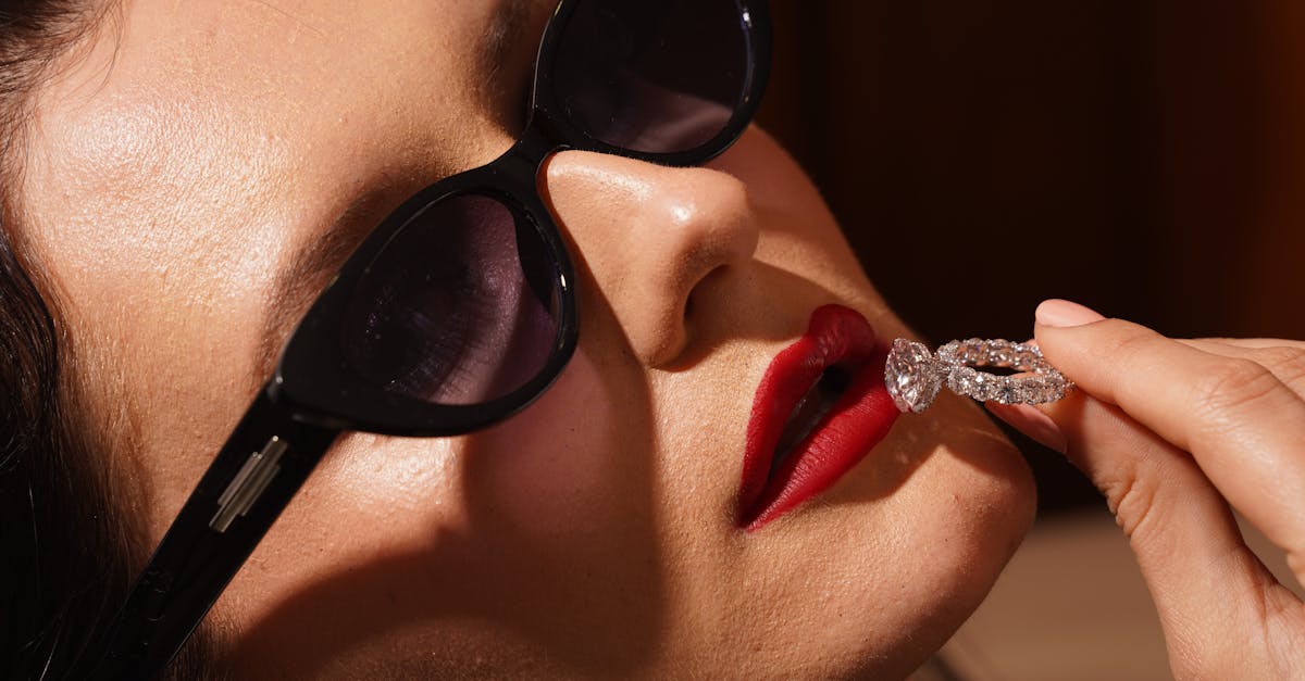 découvrez le concept d'excessive sexiness : un style audacieux et séduisant qui attire tous les regards. explorez comment exprimer votre confiance avec élégance et charme.