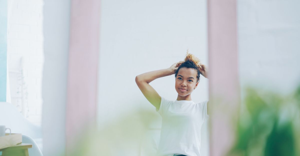 découvrez des conseils et astuces pour renforcer votre confiance en vous et affirmer votre estime personnelle au quotidien.