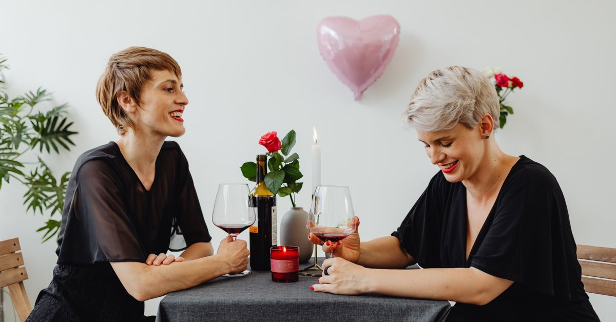découvrez les attentes courantes des femmes lors d'un premier rendez-vous pour mieux comprendre leurs désirs et créer une connexion authentique.