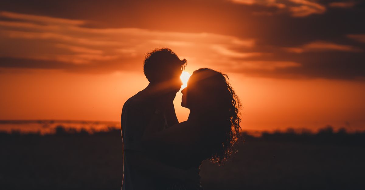 découvrez comment raviver la flamme de votre amour et renforcer votre relation grâce à des conseils pratiques et inspirants.