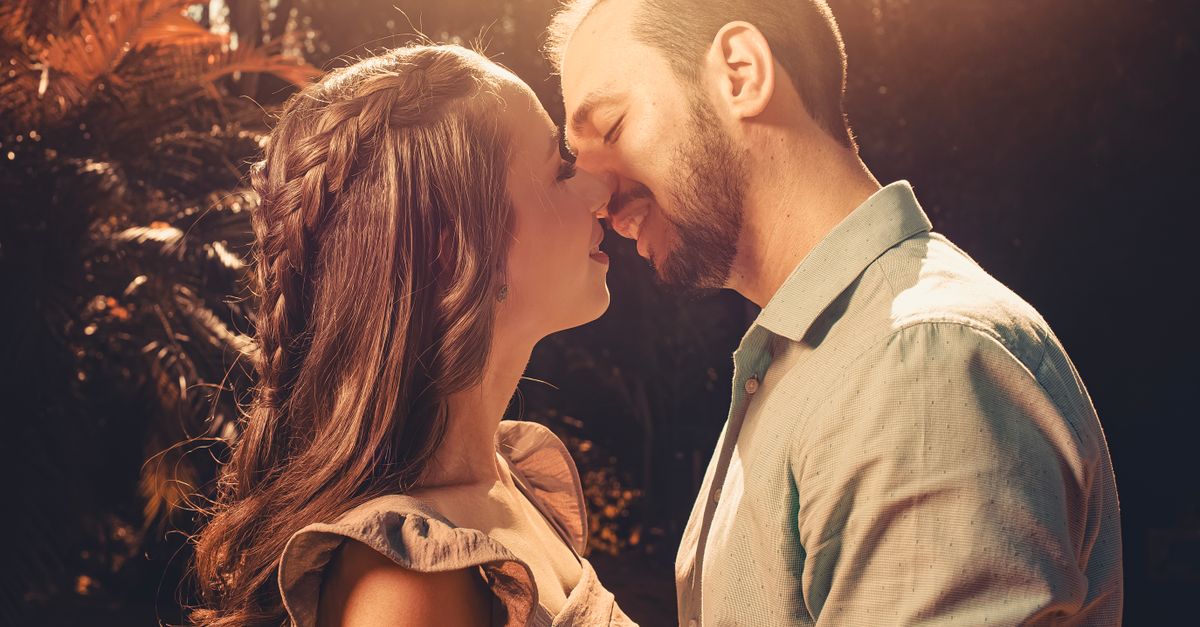 ravivez la flamme de votre amour avec nos conseils et astuces pour retrouver passion et complicité dans votre relation.