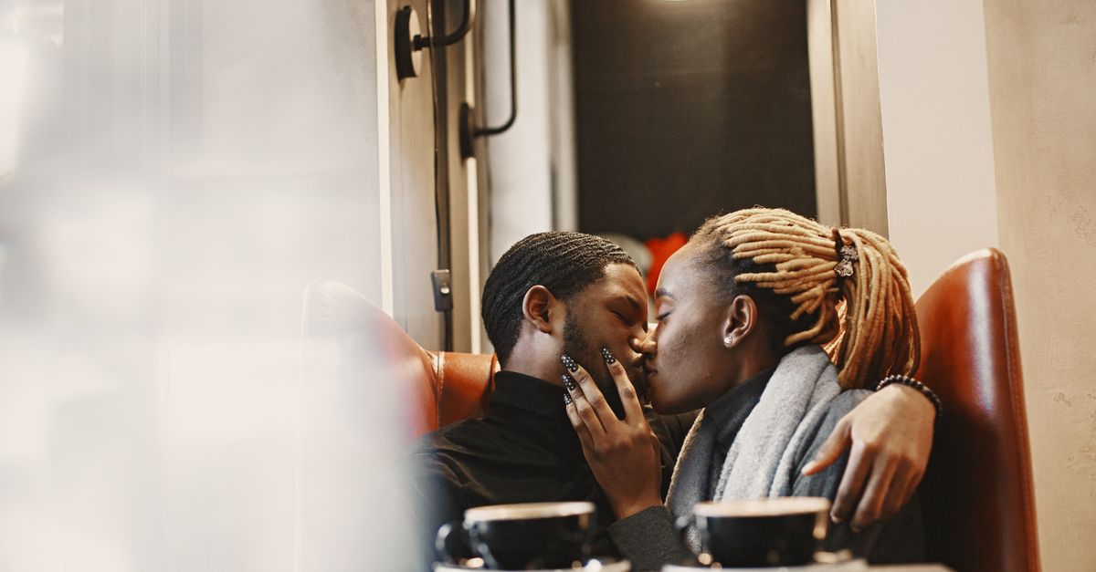 découvrez comment mettre en avant vos passions sur les plateformes de rencontres pour attirer des profils compatibles et créer des connexions authentiques.