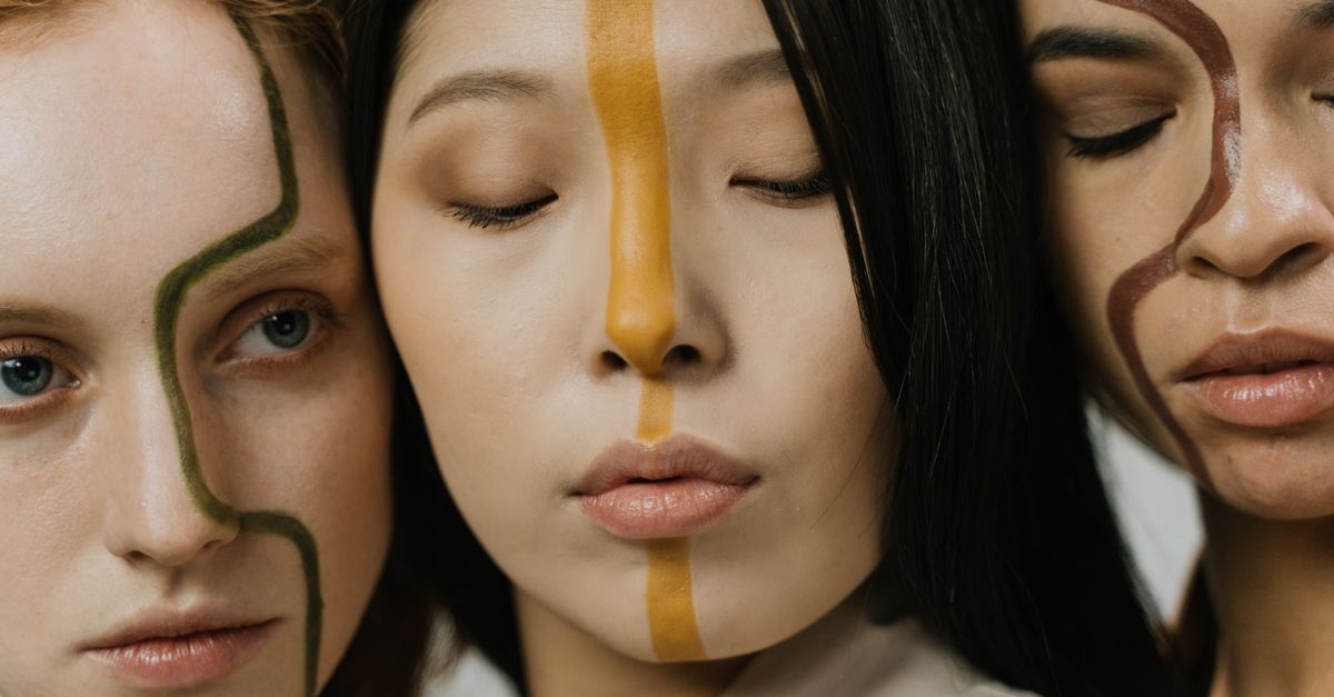 découvrez une expérience virtuelle face-à-face immersive qui vous permet de communiquer en direct, comme si vous étiez en personne, tout en restant connecté de n'importe où dans le monde.