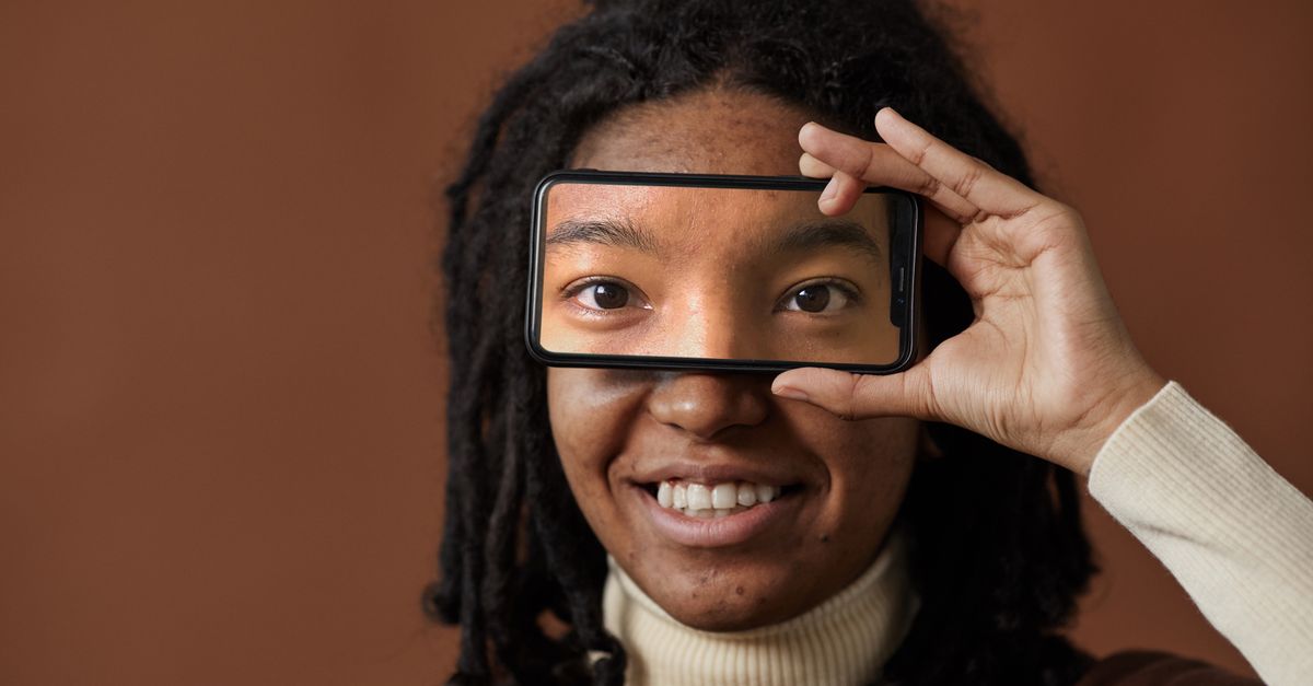découvrez des interactions authentiques grâce à nos rencontres virtuelles en face-à-face, alliant proximité et technologie pour des échanges humains enrichissants.