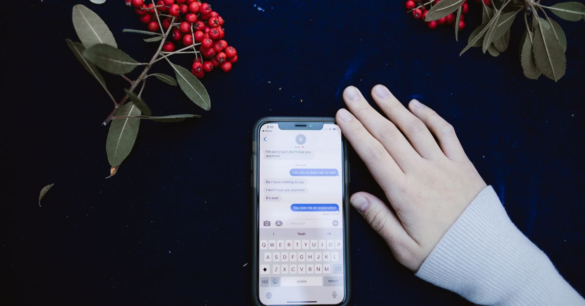 découvrez comment rédiger un message de boîte vocale clair et professionnel pour vos appels manqués.
