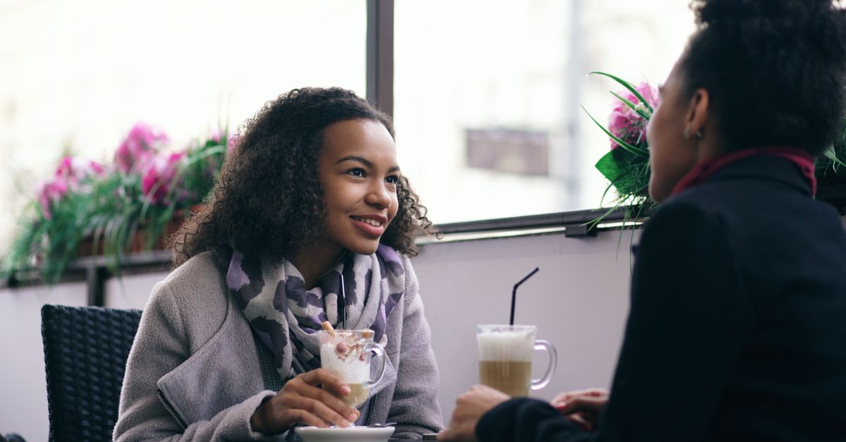 découvrez des idées originales pour engager des conversations intéressantes et briser la glace lors de vos rencontres sociales.