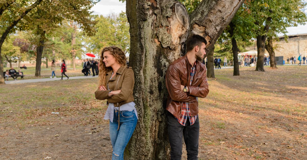 découvrez des conseils et des stratégies pour réussir votre relation à distance, maintenir la communication et renforcer votre lien malgré la séparation géographique.