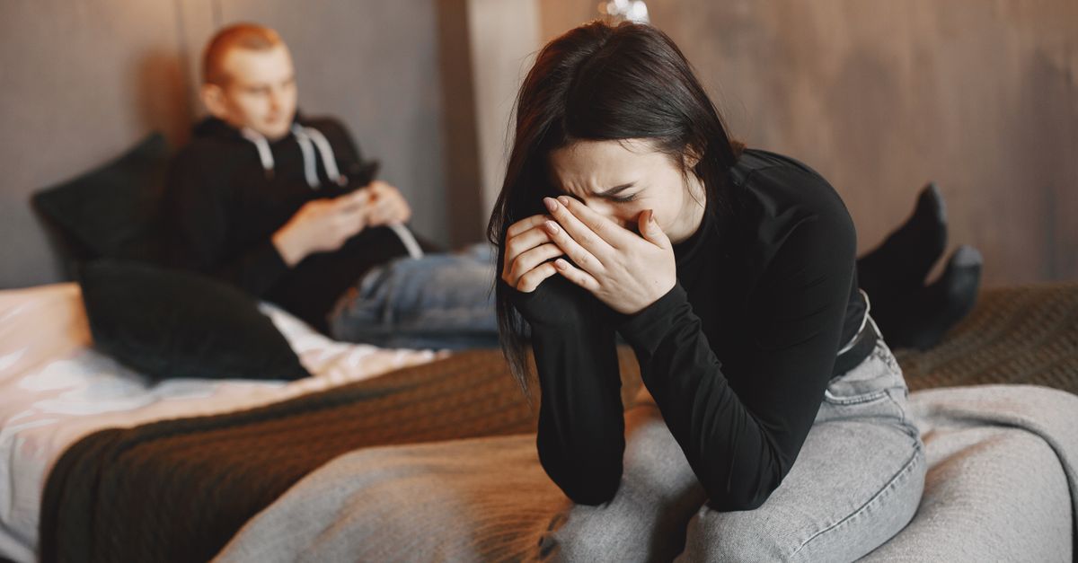 découvrez nos conseils et astuces pour réussir votre relation à distance, maintenir la confiance et garder la flamme vivante malgré la séparation géographique.