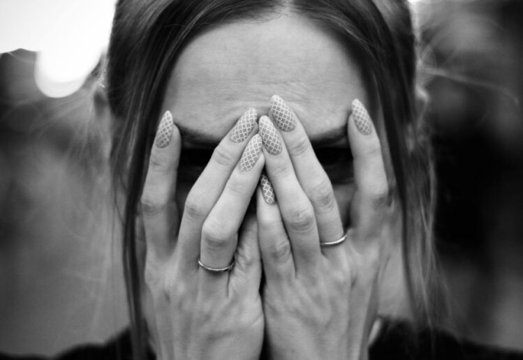 Surmonter sa timidité : conseils pour séduire avec assurance